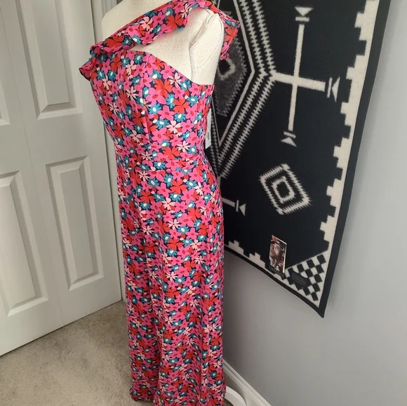 💐NWT Molly Bracken Brand Floral Print One Shoulder Jumpsuit, Small - Picture 4 of 13